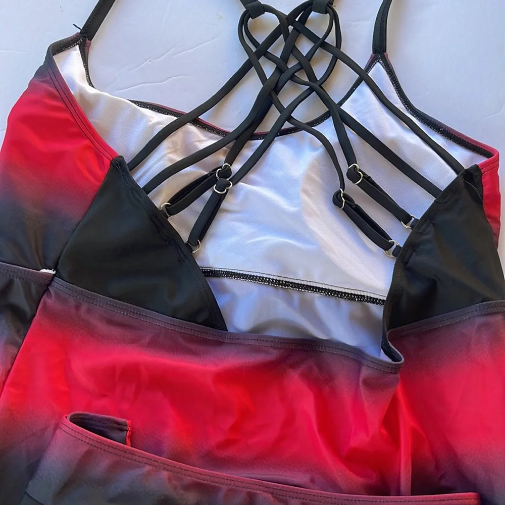 Tankini with a boy shorts - Picture 3 of 10
